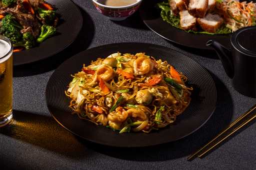 Seafood Chow Mein